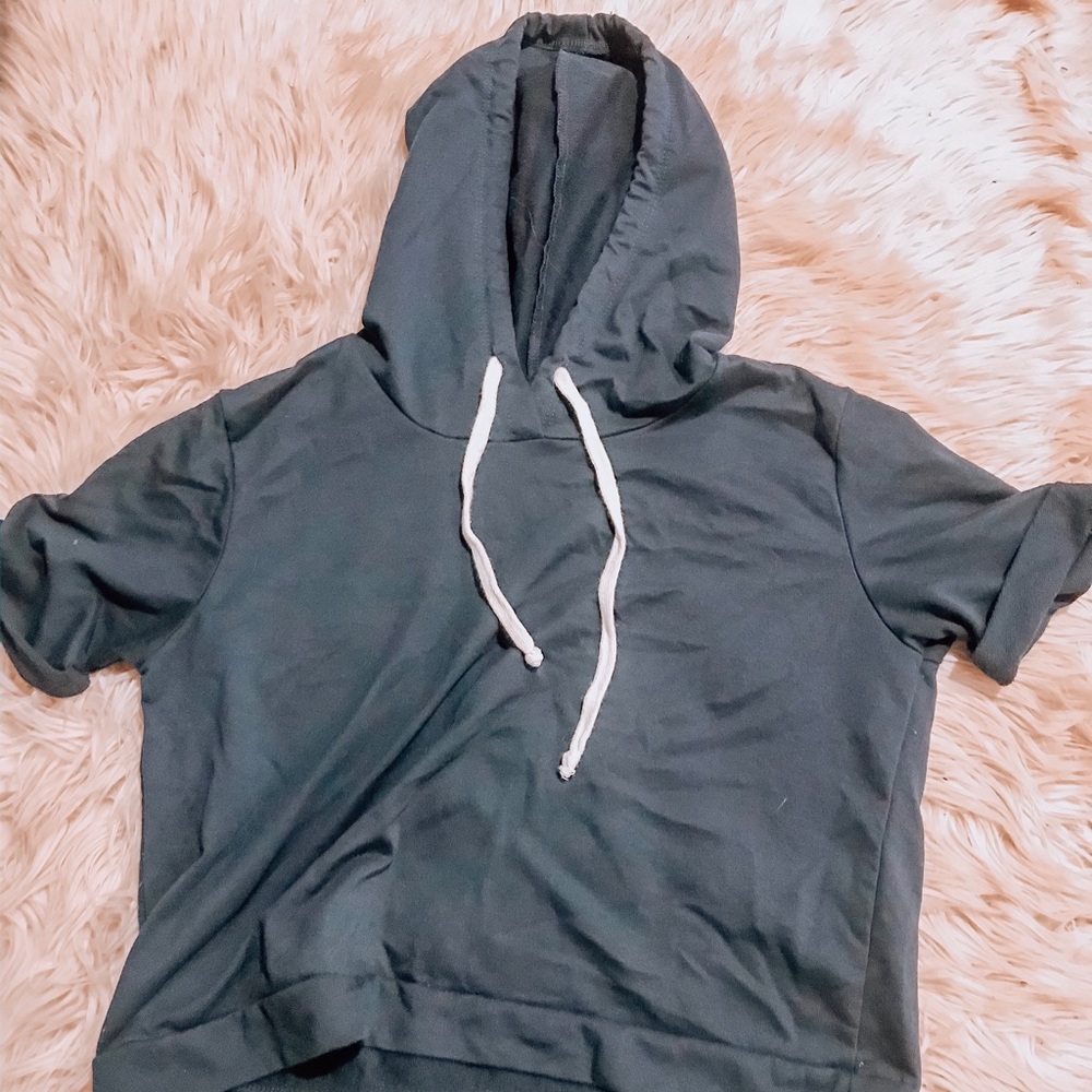 3/4 length navy blue sleeveless hoodie